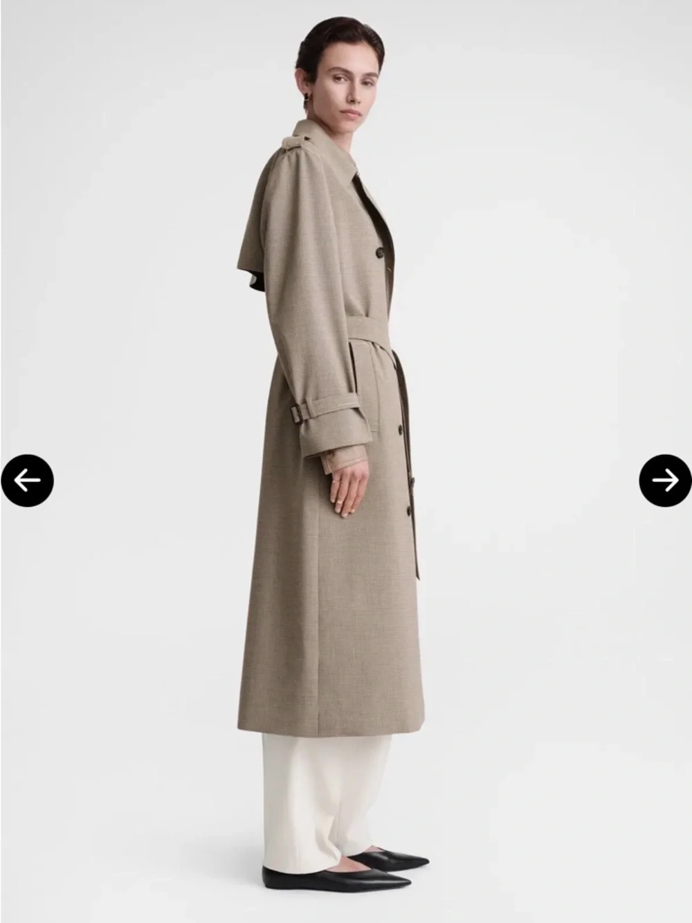 Toteme Double-Breasted Trench Coat in Brown Houndstooth - Picture 4 of 5